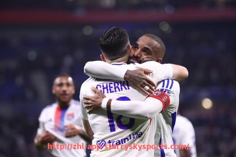 星空体育app-德甲各球队球衣的设计与历史演变