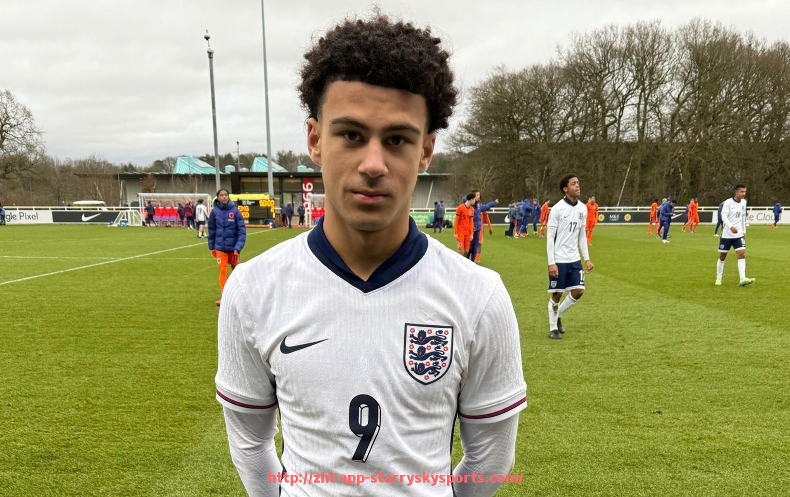 星空体育app-世俱杯比赛控球策略及攻防转换分析