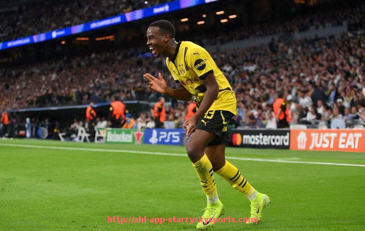 星空体育app-世俱杯球员场上位置感与团队协作效率分析